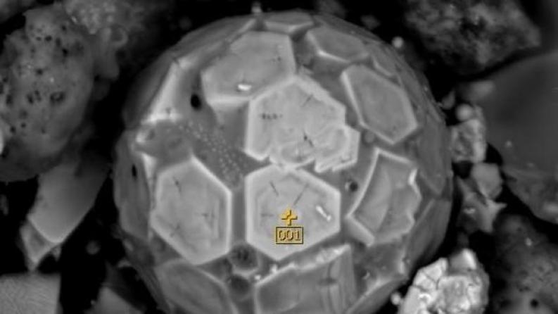 AP09259637 &mdash; Тауар өнімдерін алу арқылы көмірді жағудан күлді кәдеге жарату үшін жоғары тиімді қалдықсыз технологияны әзірлеу